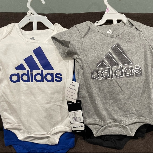 Infant Adidas Onesie 4 pack 9months - Picture 10 of 11